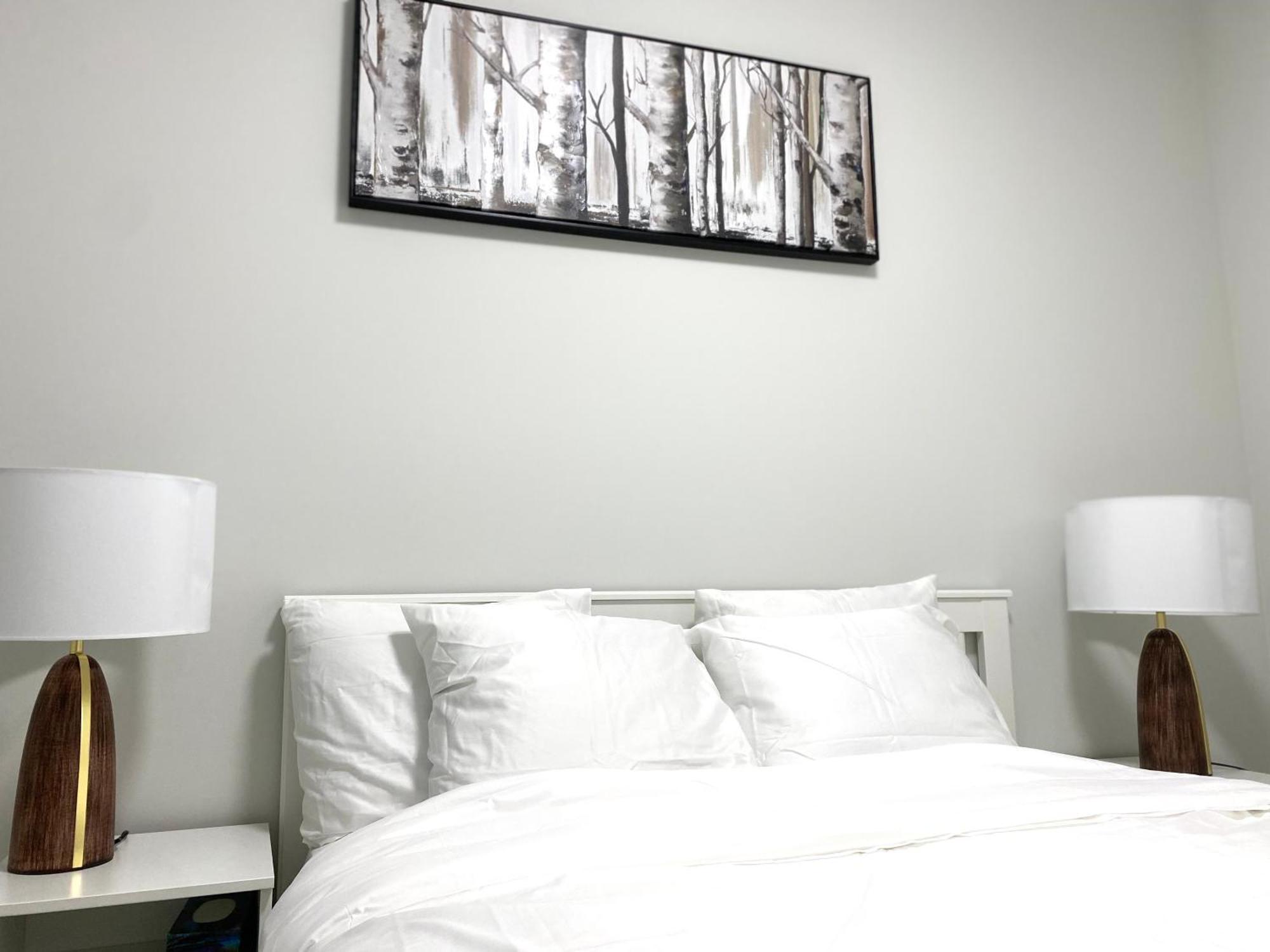 Modern And New House Near Pne With Big Garden And Free Parking Daire Vancouver Dış mekan fotoğraf