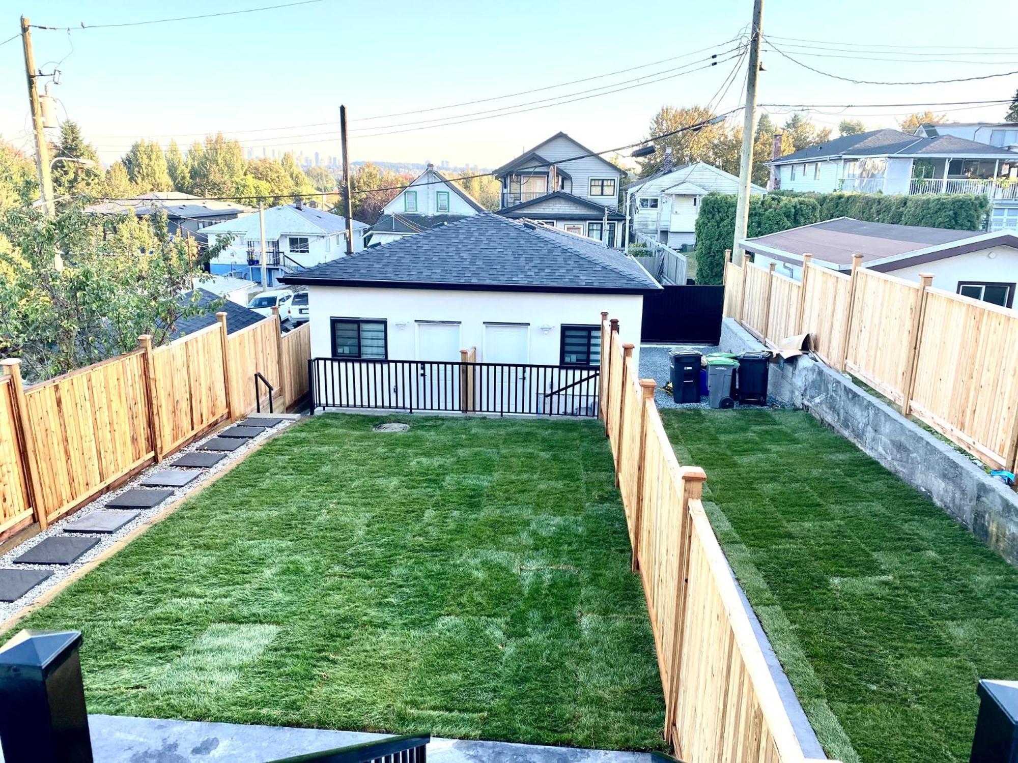 Modern And New House Near Pne With Big Garden And Free Parking Daire Vancouver Dış mekan fotoğraf